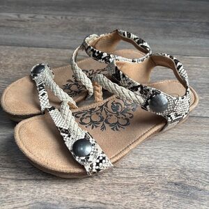 Aetrex Jillian Braided Quarter Strap Sandal Snake Leather Arch Support Sz 8